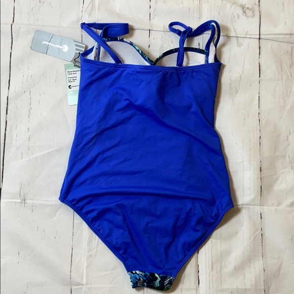 Moontide one piece swim suit size 8 (small) B0118 - Picture 2 of 3
